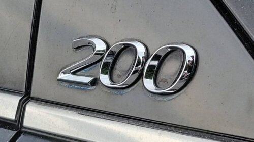2014 Chrysler 200 Touring Sedan - Image 2