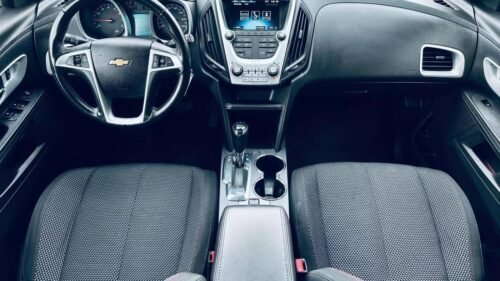2017 Chevrolet Equinox LT with 1LT FWD - Image 4