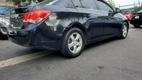 2014 Chevrolet Cruze LT with 1LT Automatic - Image 5