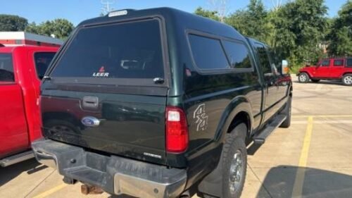 2016 Ford Super Duty F-250 Lariat Crew Cab 172" 4WD - Image 2
