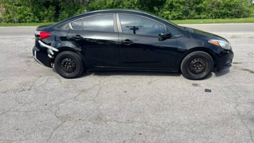 2015 Kia Forte LX Sedan Automatic - Image 9