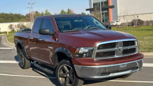 2010 Dodge Ram 1500 SLT Quad Cab Regular Bed 4WD - Image 6