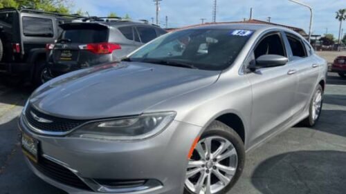 2015 Chrysler 200 Limited FWD