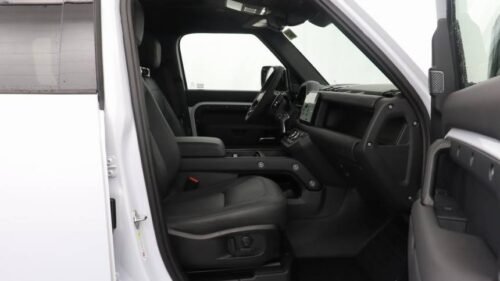 2023 Land Rover Defender 110 V8 - Image 5
