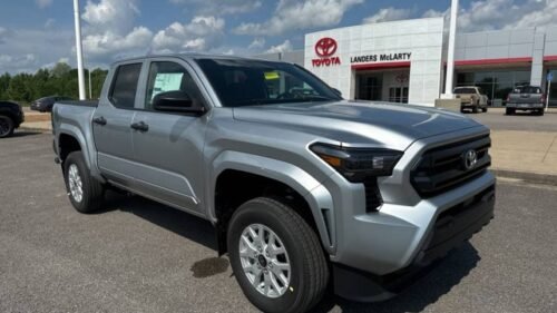 New 2024 Toyota Tacoma SR Double Cab 5' Bed 4WD Manual - Image 2