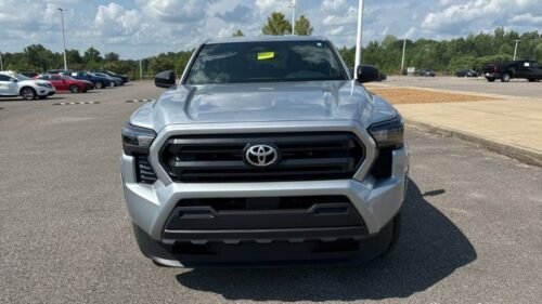 New 2024 Toyota Tacoma SR Double Cab 5' Bed 4WD Manual - Image 6