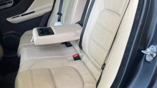 2017 Jaguar F-PACE Prestige 20d - Image 6