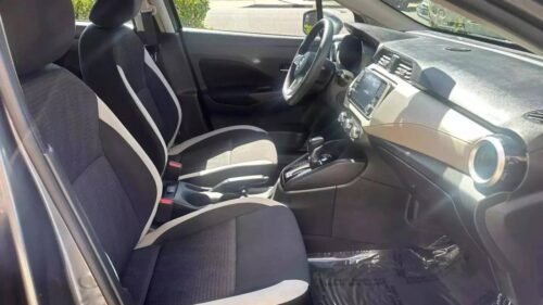 2021 Nissan Versa SV CVT - Image 5