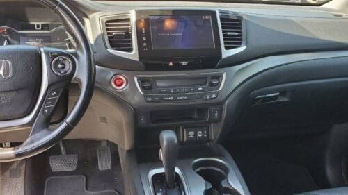 2018 Honda Ridgeline RTL-T AWD - Image 4