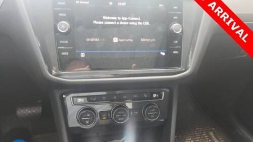 2020 Volkswagen Tiguan 2.0T SEL 4MOTION - Image 3