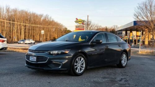 2016 Chevrolet Malibu LT with 1LT - Image 2