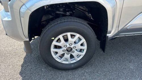 New 2024 Toyota Tacoma SR Double Cab 5' Bed 4WD Manual - Image 7