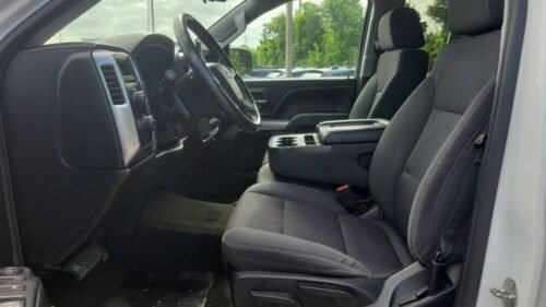 2018 Chevrolet Silverado 1500 LT Crew Cab Short Box 4WD - Image 10