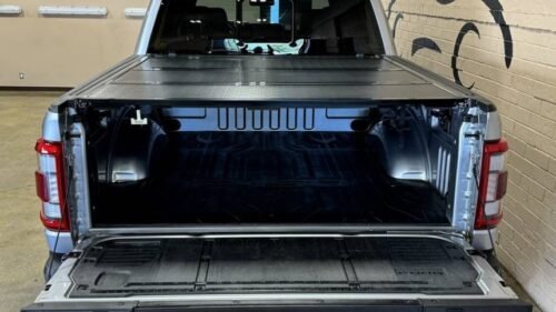 2023 Ford F-150 Raptor SuperCrew 5.5' Box 4WD - Image 9