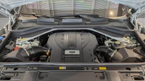 2023 Land Rover Range Rover P530 SE SWB - Image 13