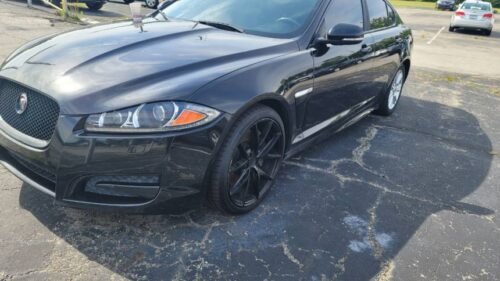 2015 Jaguar XF Sport V6 AWD - Image 2