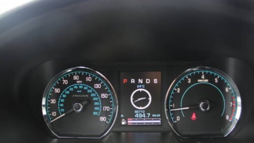 2015 Jaguar XF Sport V6 AWD - Image 3