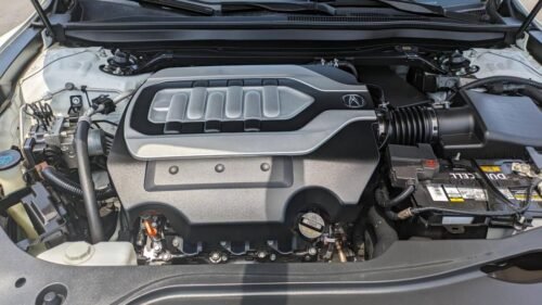 2014 Acura RLX FWD with Advance Package - Image 2