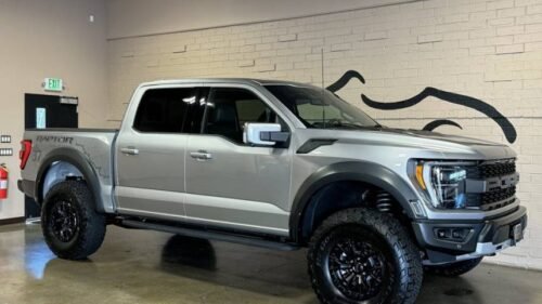 2023 Ford F-150 Raptor SuperCrew 5.5' Box 4WD - Image 12