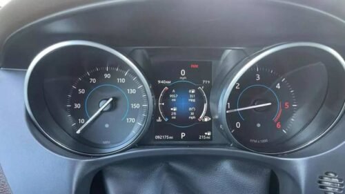2017 Jaguar F-PACE Prestige 20d - Image 5
