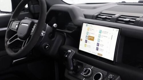 2023 Land Rover Defender 110 V8 - Image 3