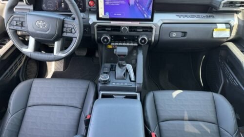 New 2024 Toyota Tacoma TRD Off Road Double Cab 5' Bed 4WD Automatic - Image 13