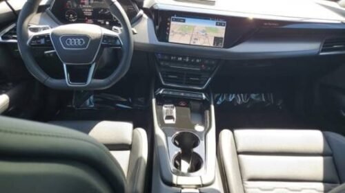 2023 Audi e-tron GT Premium Plus - Image 12