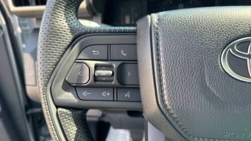 New 2024 Toyota Tacoma SR Double Cab 5' Bed 4WD Manual - Image 8