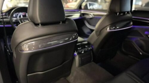2022 Audi S8 Sedan - Image 7