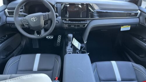 New 2025 Toyota Camry SE FWD - Image 5