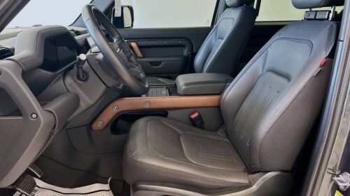 2023 Land Rover Defender 90 X - Image 7