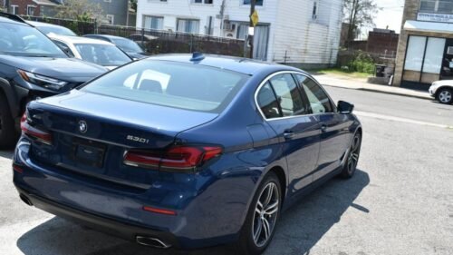 2021 BMW 530i xDrive - Image 8