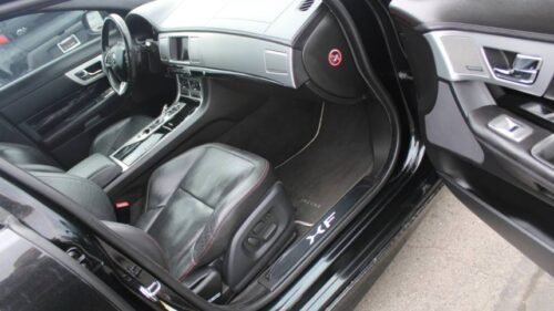 2015 Jaguar XF Sport V6 AWD - Image 7