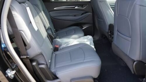 New 2023 Buick Enclave Essence AWD - Image 9