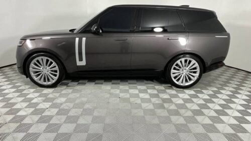 2023 Land Rover Range Rover First Edition SWB - Image 11