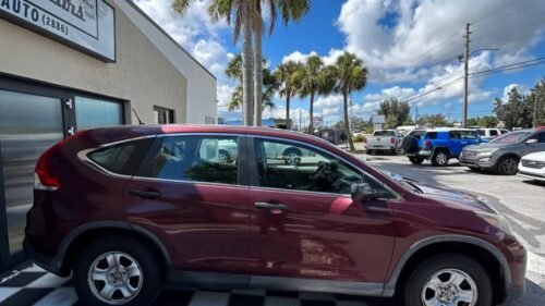 2013 Honda CR-V LX FWD - Image 11