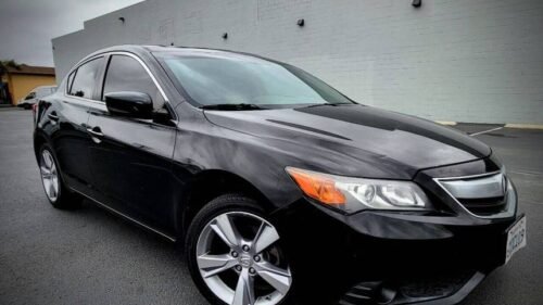 2013 Acura ILX 2.0L Automatic with Technology Package - Image 10