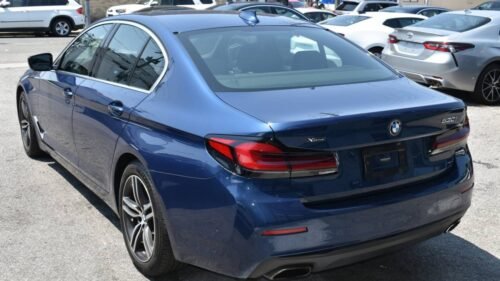 2021 BMW 530i xDrive - Image 7