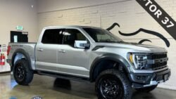 2023 Ford F-150 Raptor SuperCrew 5.5' Box 4WD