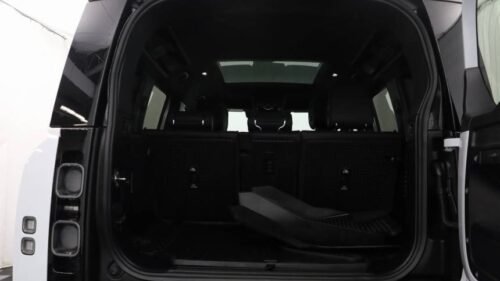 2023 Land Rover Defender 110 V8 - Image 6