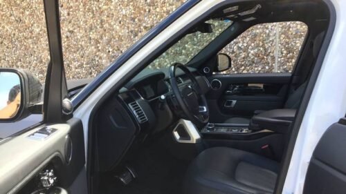 2021 Land Rover Range Rover P525 Westminster Edition SWB - Image 7